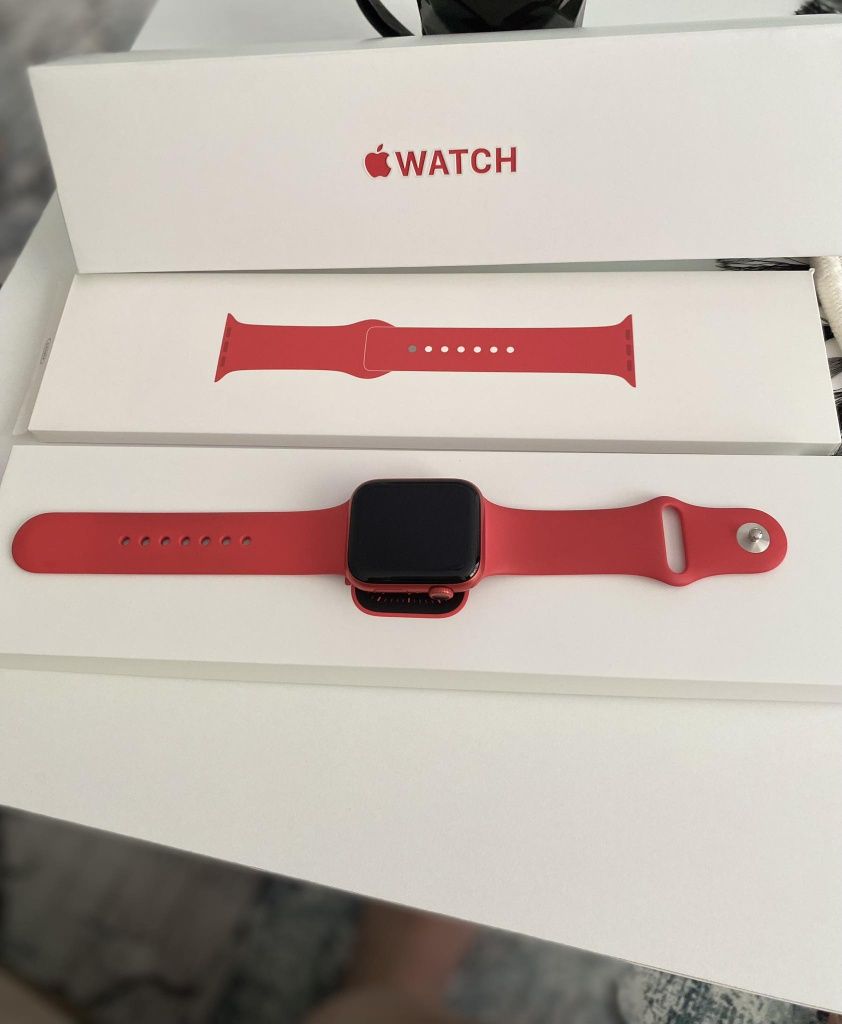Apple watch 6 series red product