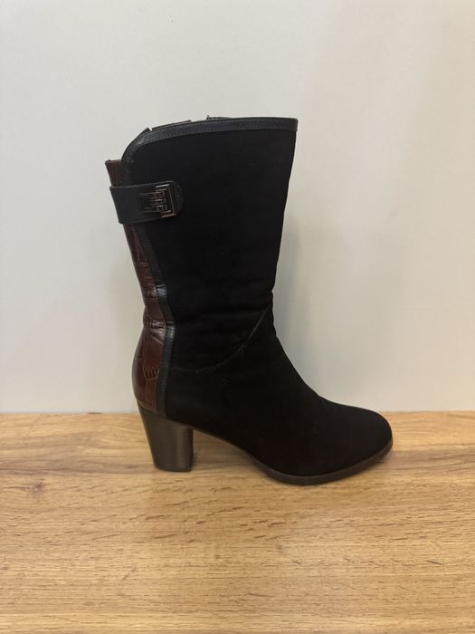 Срочно продам Немецские сапоги Respect. . Замша. Размер 39.