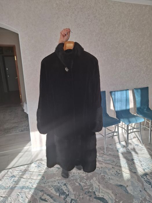 Продам норковую шубы