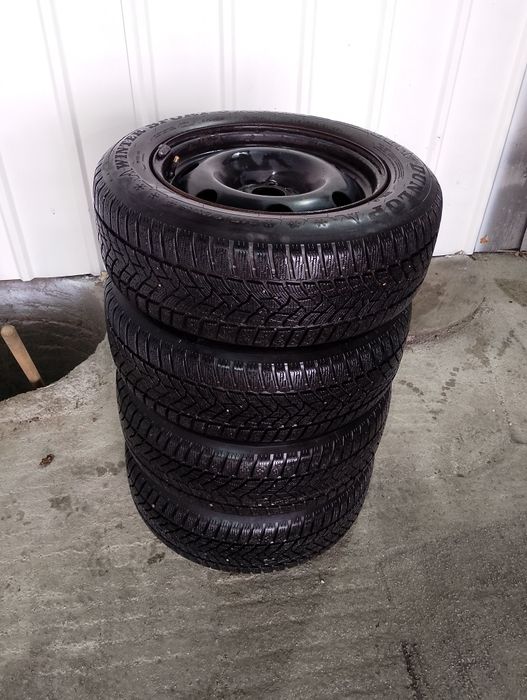 Зимни гуми Dunlop 215/60/16  4-броя