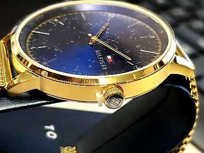 Tommy Hilfiger blue dial in gold 1791877  часовник