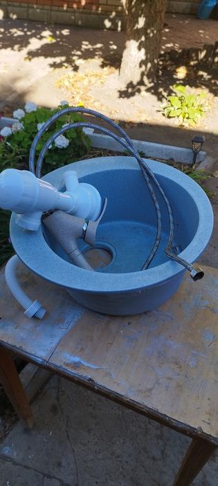 Раковина просто новая