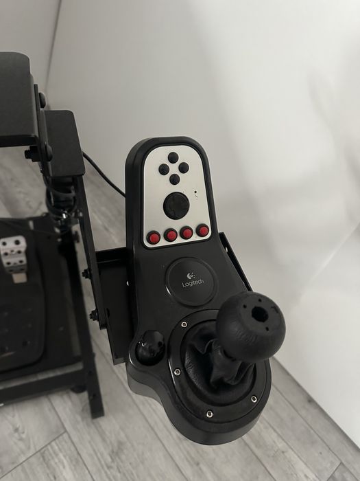 Volan Gaming Logitech Pedale/Schimbator/Stand/Suport