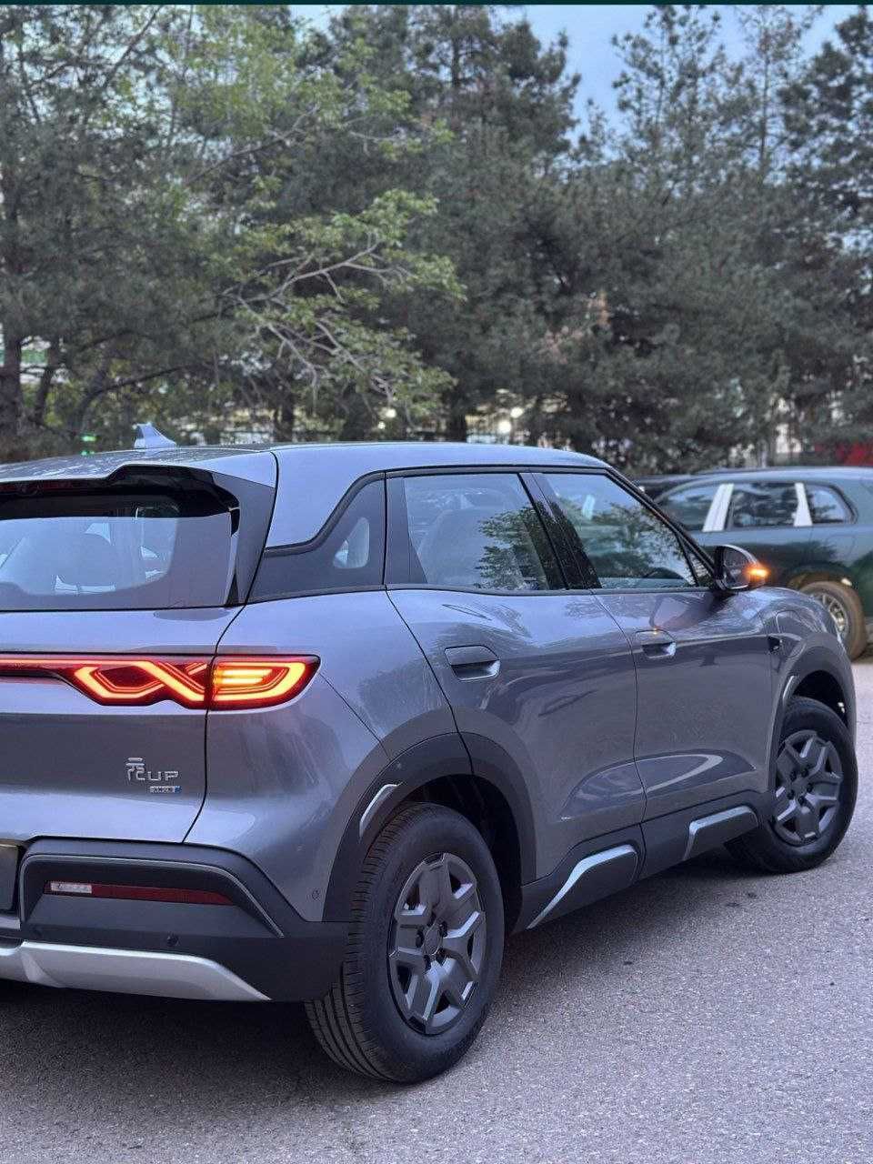 BYD Yuan Up SMART DRIVE 2 poz restile 2025 yil probeg 0