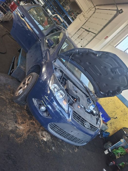 Piese ford focus 2 facelift 2010