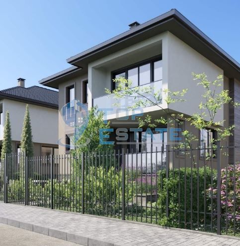 Продава се Къща в Велико Търново, Център - 310 кв.м за 1600 €/кв.м - Снимка #4