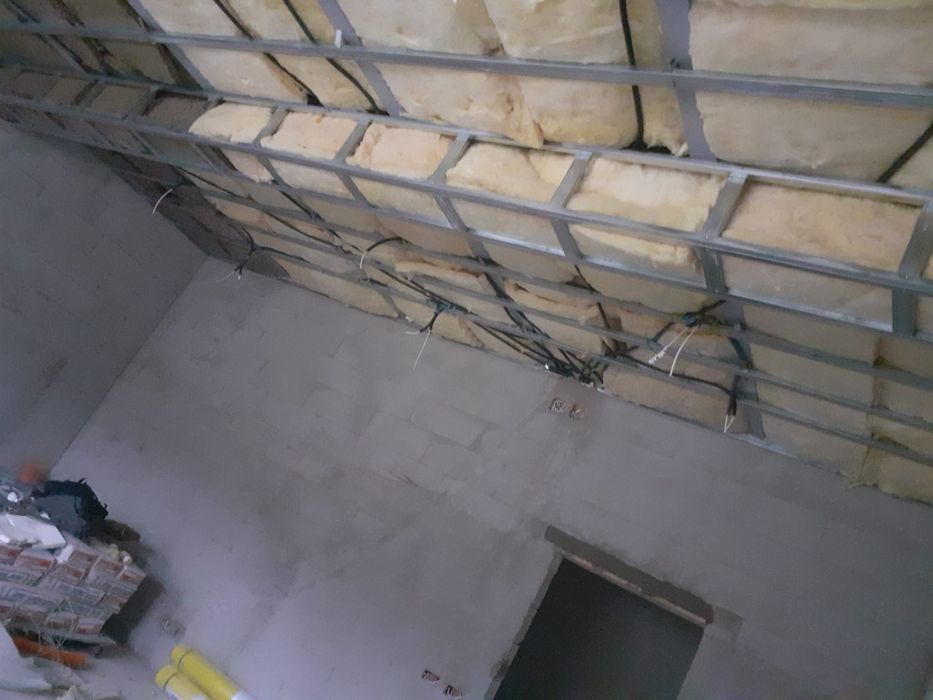 Structuri și placări de rigips