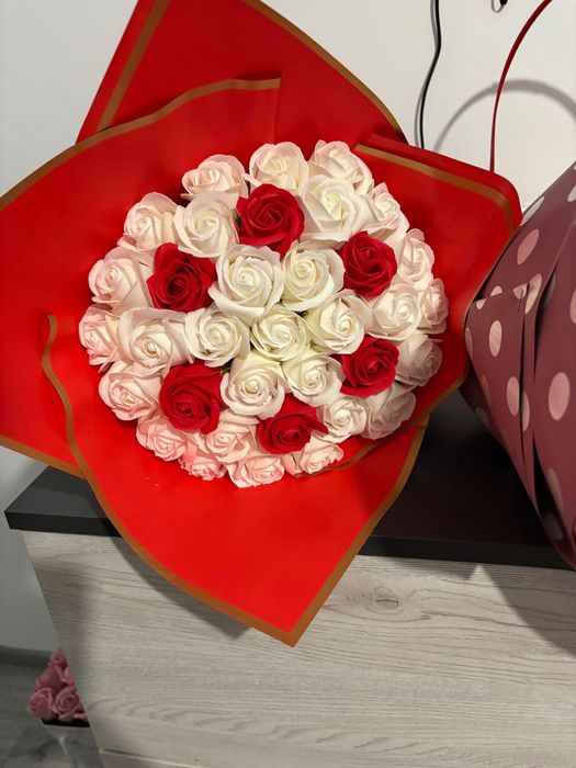 Buchete de trandafiri din sapun