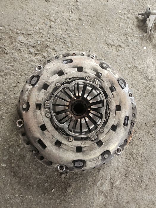 Kit ambreiaj cu volanta  ford transit 2.4 E4 5trepte