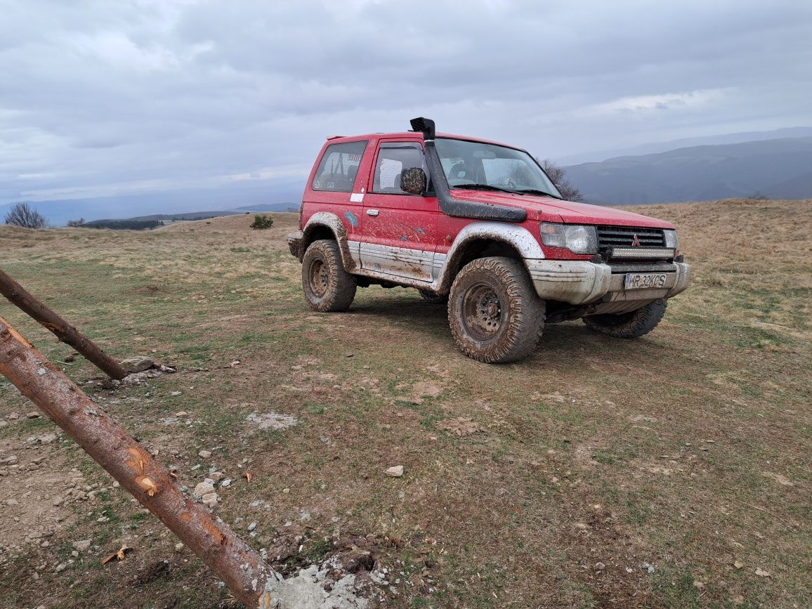 Mitsubishi pajero