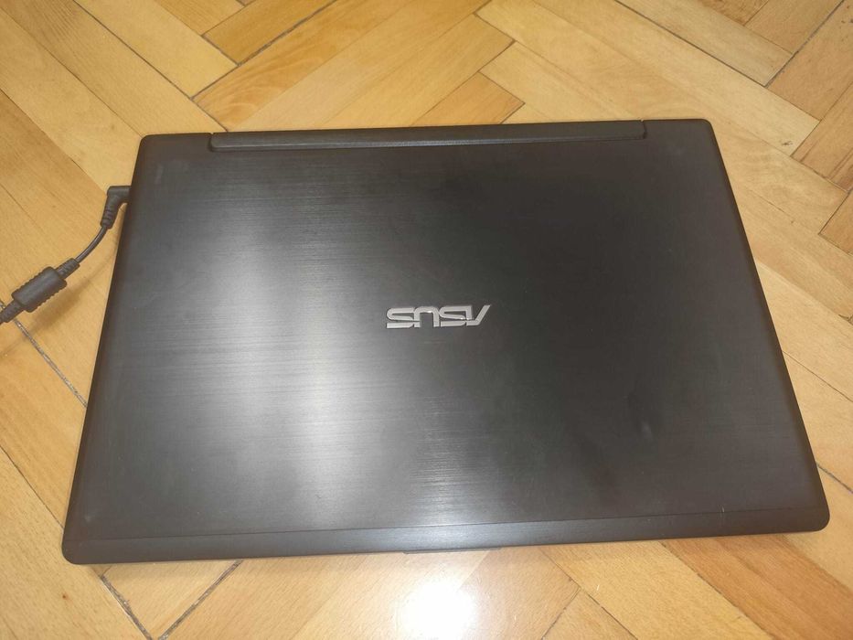 Laptop gaming ieftin Asus K56CM, I5, 8Gb Ram, SSD240nou, baterie noua.