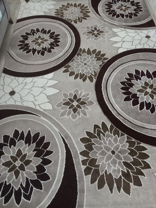Продам ковёр 200*300