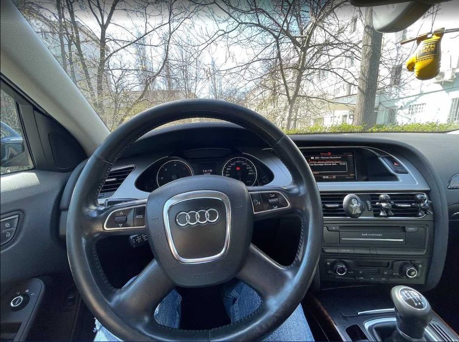 Audi A4 B8 2.0 TDI 2010  Euro 5 Full Led