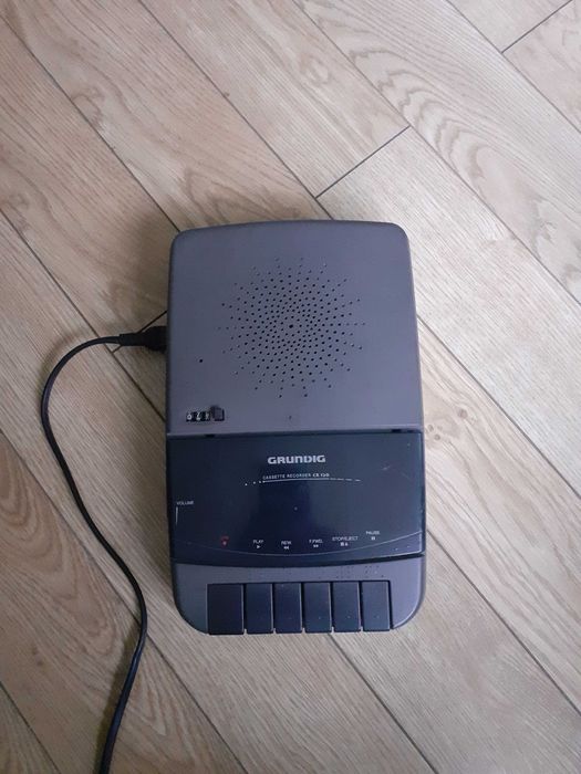 casetofon slim Grundig