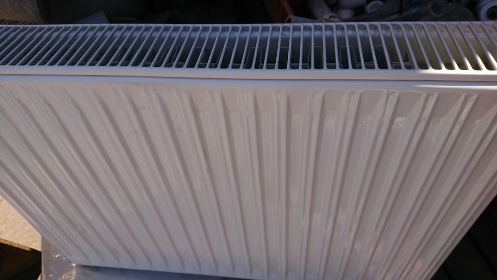 Радиатор отопления стальной Delonghi