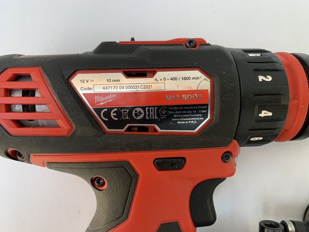 Milwaukee M12 BDDX/ винтоверт с 3 бързо сменяеми глави/+ батерия 2ah.,