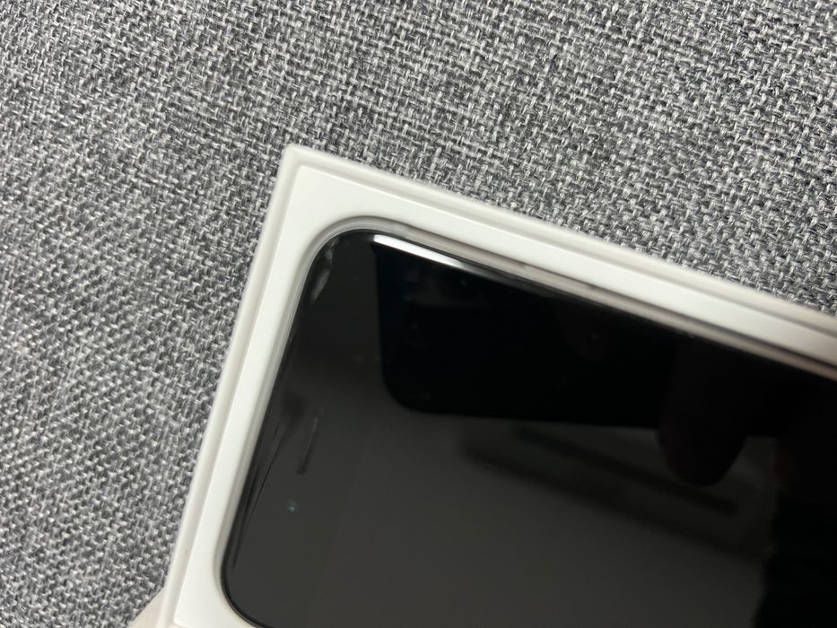 Продавам iPhone 6S