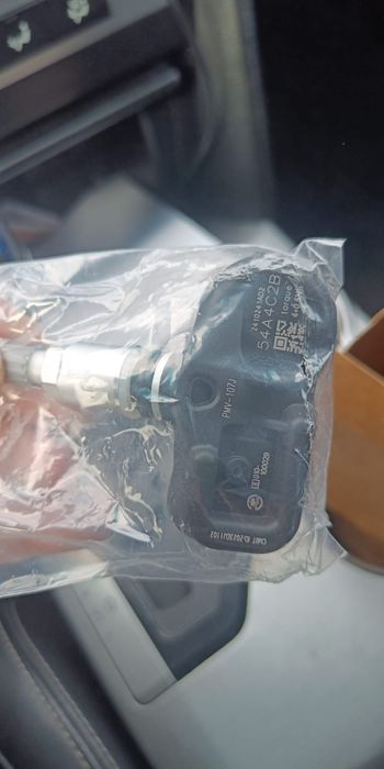 Датчик шины от Camry