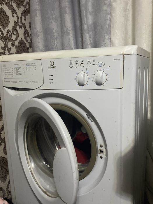 Стиральная машина автомат
