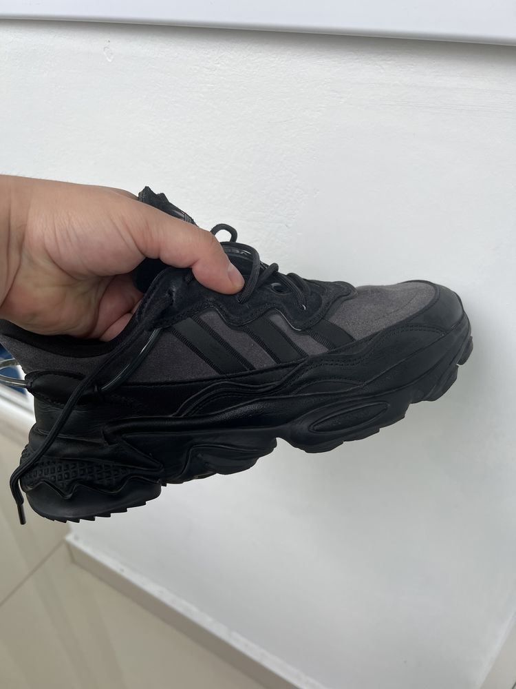 Adidas Ozweego marimea 40