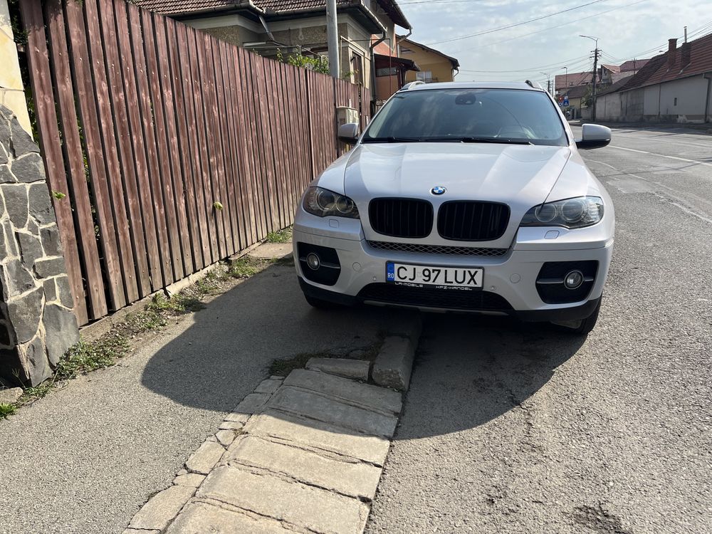 Vând BMW X6 4.0 D M paket