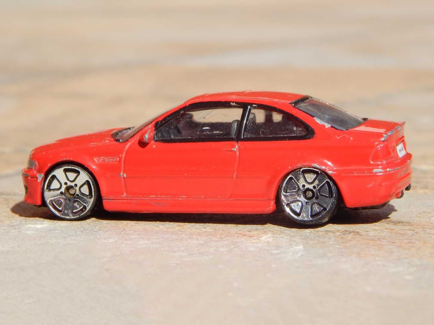 Macheta BMW M3 (E46) Coupe 2000 scara 1:59 Realtoy uzat