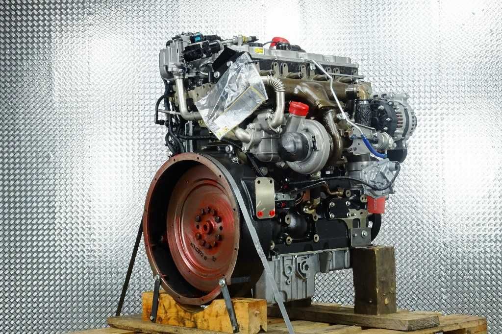 Motor excavator Caterpillar 428,  Perkins NL - Caterpillar C4.4 Nou