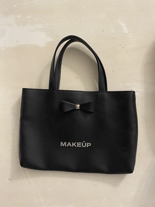 Posetute pt domnisorici