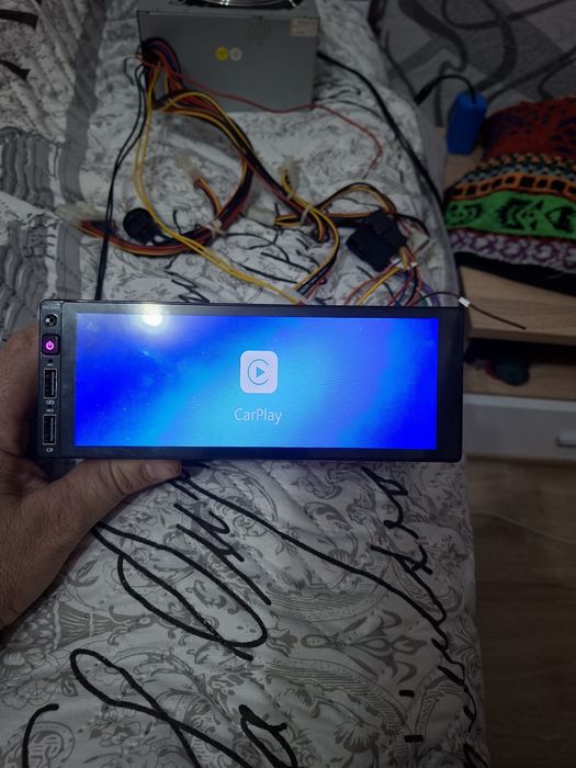 Carplay 6.8 инча с камера.