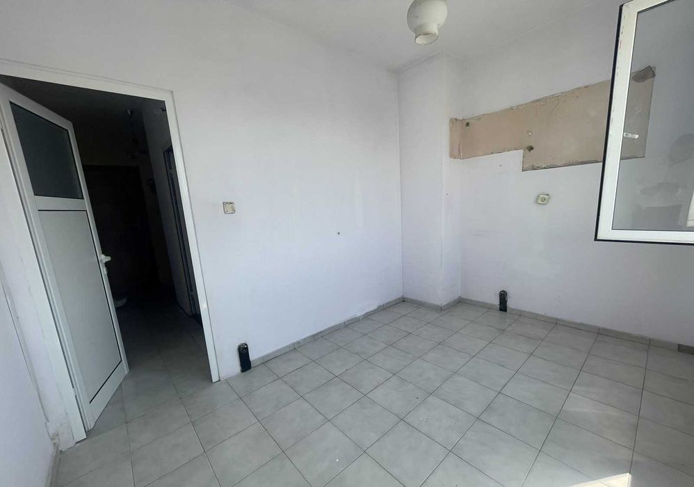 Продава се Двустаен апартамент в Пловдив, Кючук Париж - 65 кв.м за 1408 €/кв.м - Снимка #3