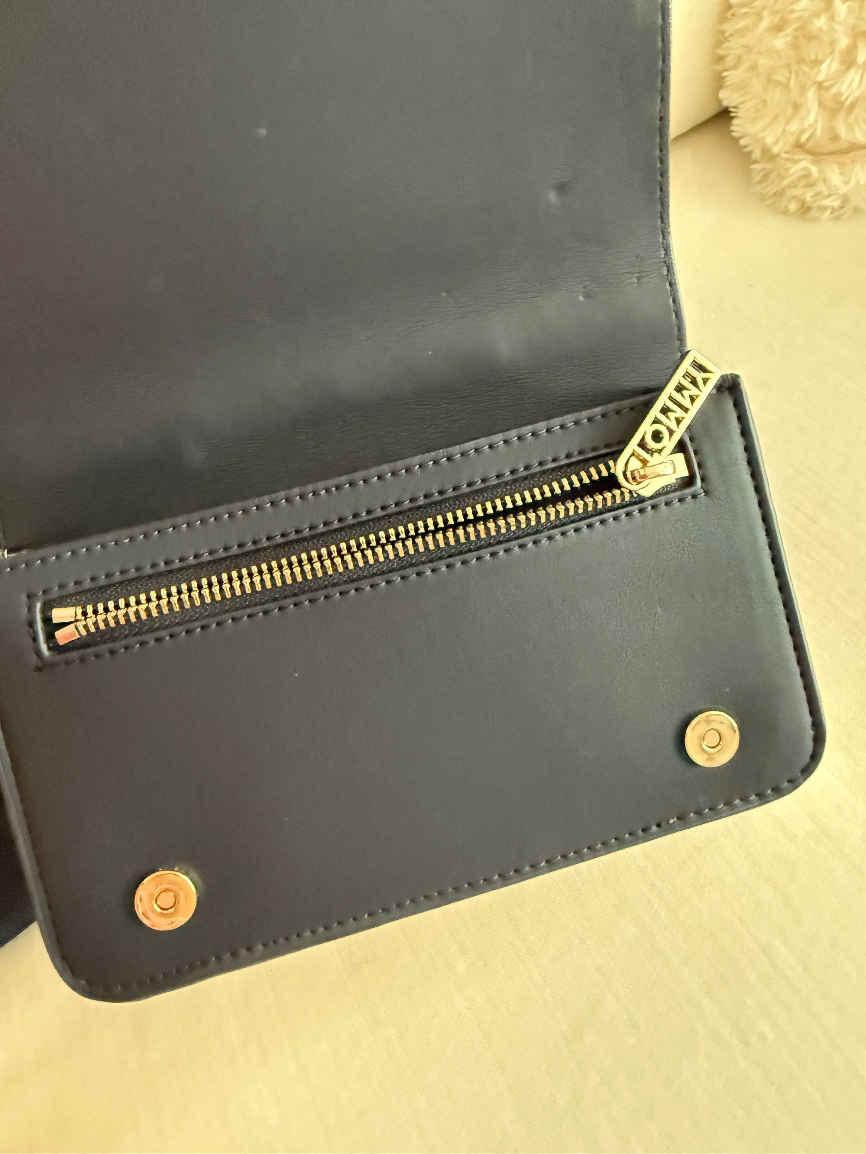 Малка кожена чанта Tommy Hilfiger
