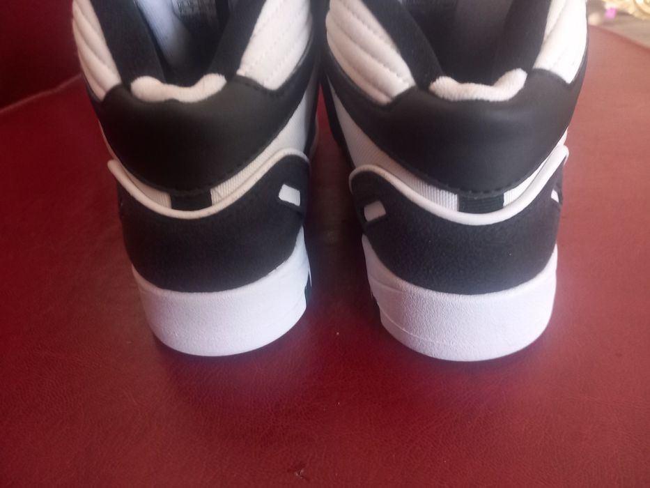 Adidași adidas negri