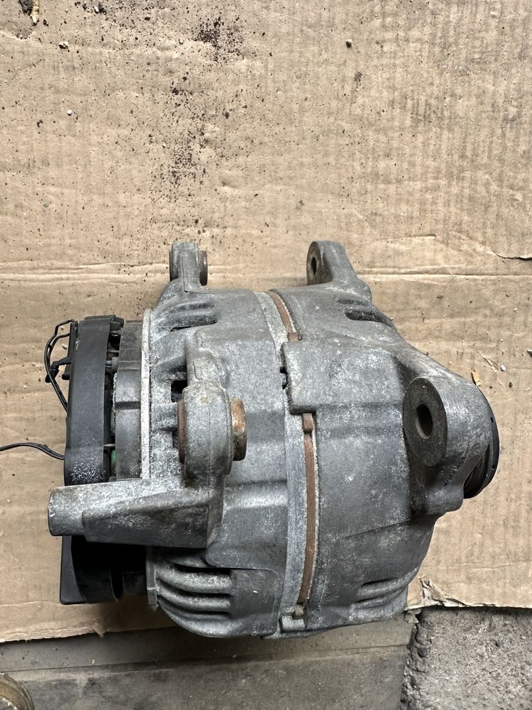 Alternator Audi A4 B7 2.0 tdi BPW 140A