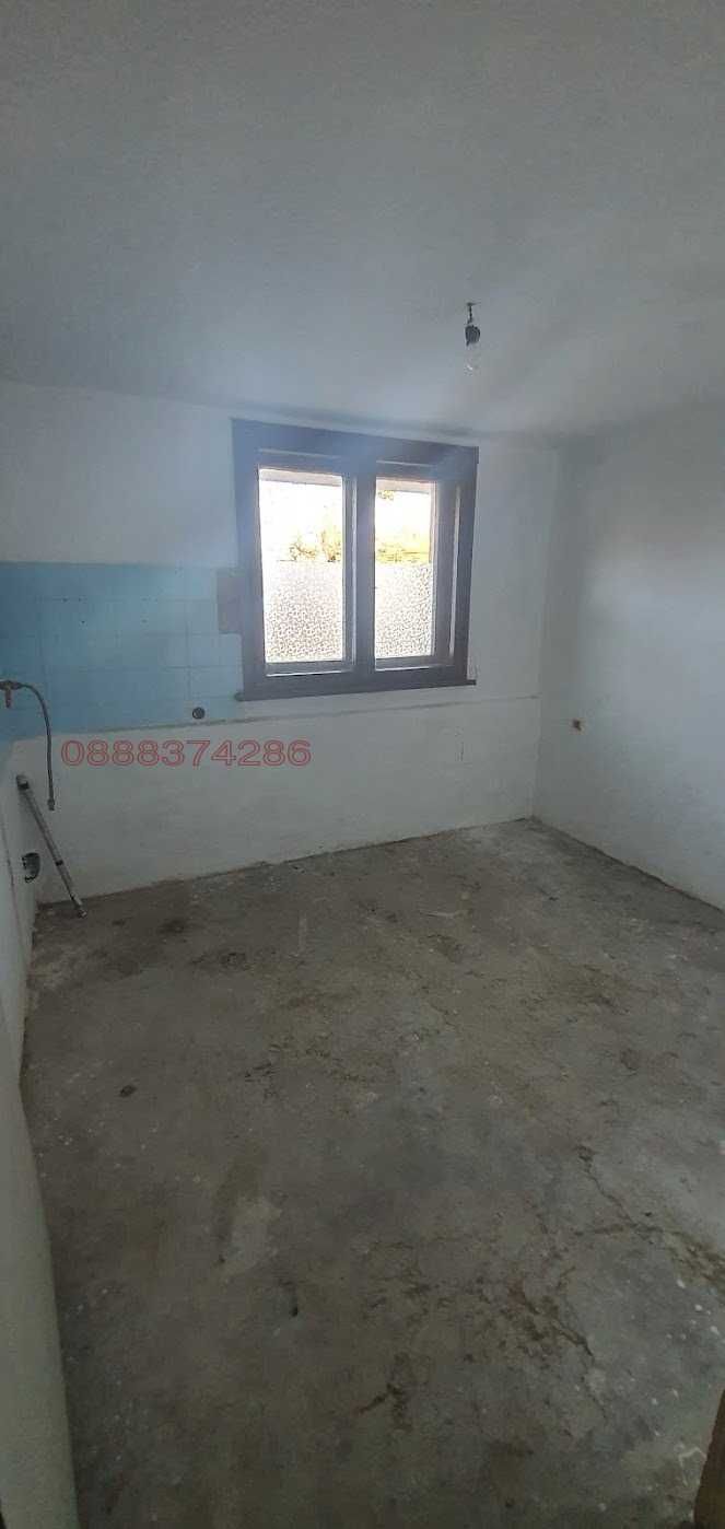 Продава КЪЩА, град София, Горна баня