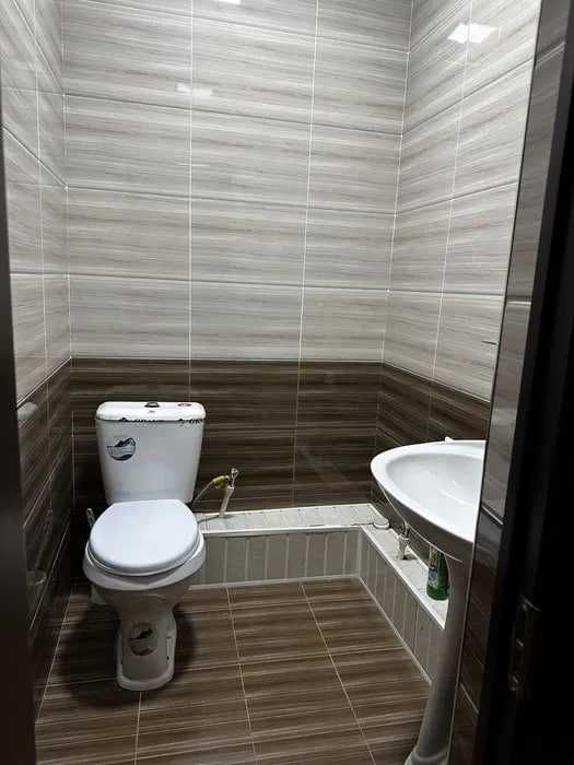 Срочно Продам 2 ком 4/9 Мирабадский ближе метро Айбек п28!