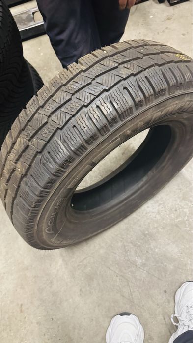 Anvelope Iarna 215/75R16C