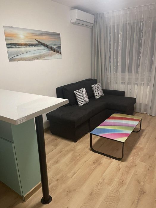 Двустаен апартамент в ж.к. Иван Вазов.