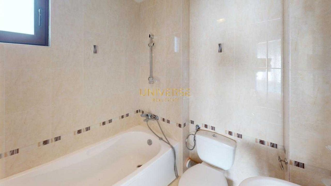 Продава се Четиристаен апартамент в с. Кошарица, Област Бургас - 143 кв.м за 945 €/кв.м - Снимка #12
