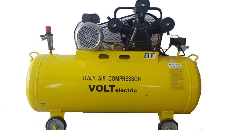 компресор за въздух Volt Electric с три глави и обем на съда 100 литра