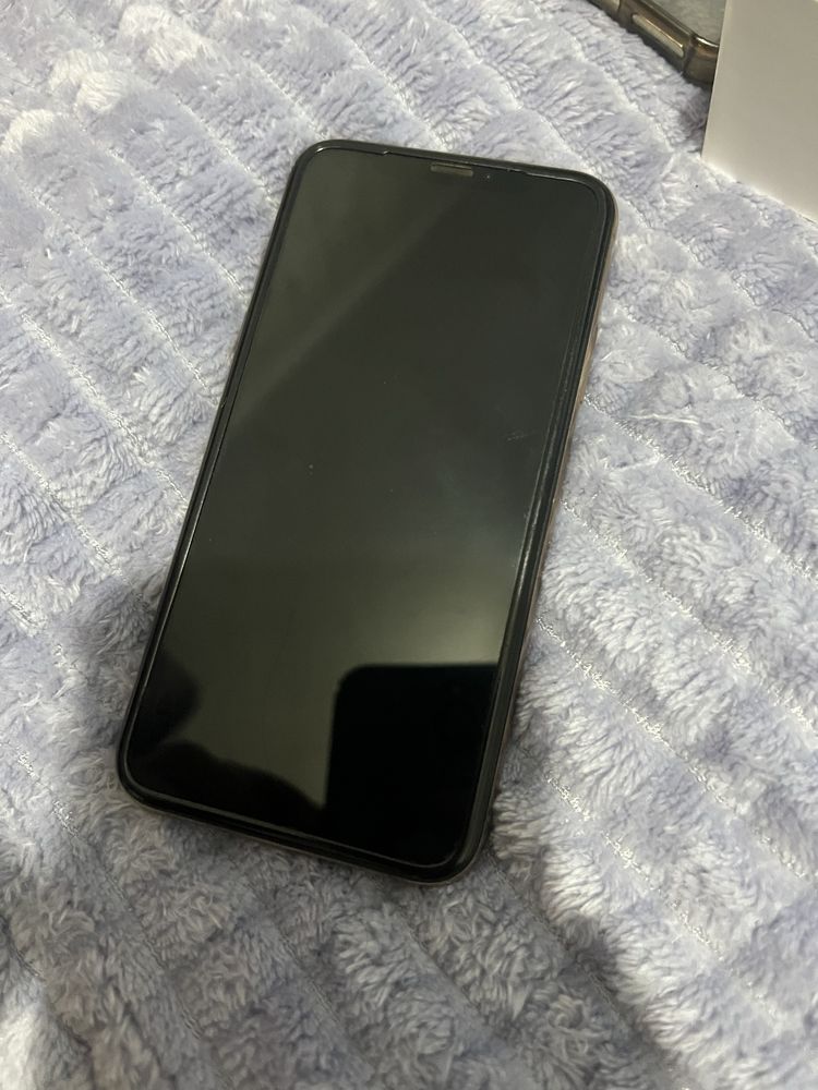 Продам Iphone Xs