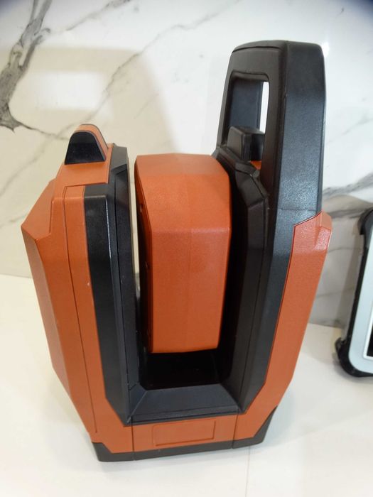 Hilti PLT 300 + Таблет + софтуер - Роботизирана тотална станция