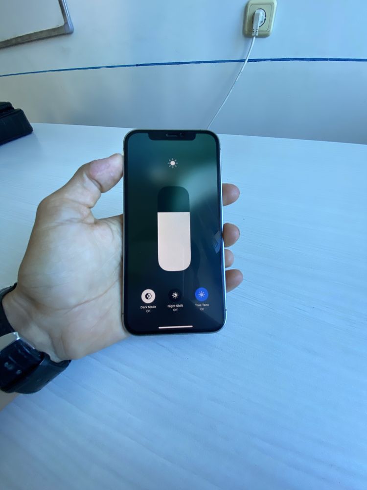 Iphone 12 pro GOLD