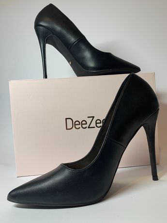 Pantofi pumps DeeZee mărimea 40