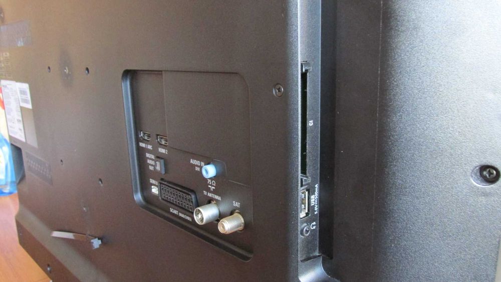 32 инча Philips LED телевизор