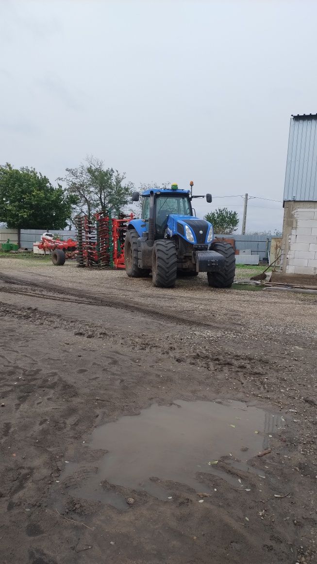 Tractor New holland T8.390 cauciucuri spate noi