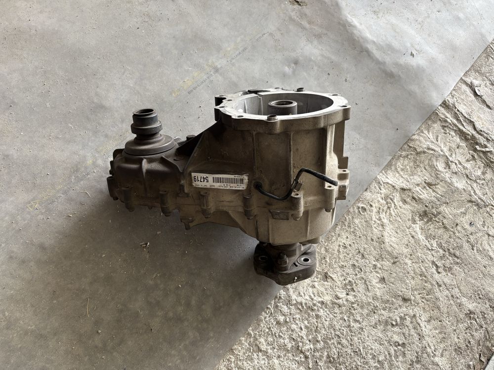 Раздатка BMW x5 2001 4.4 benzin
