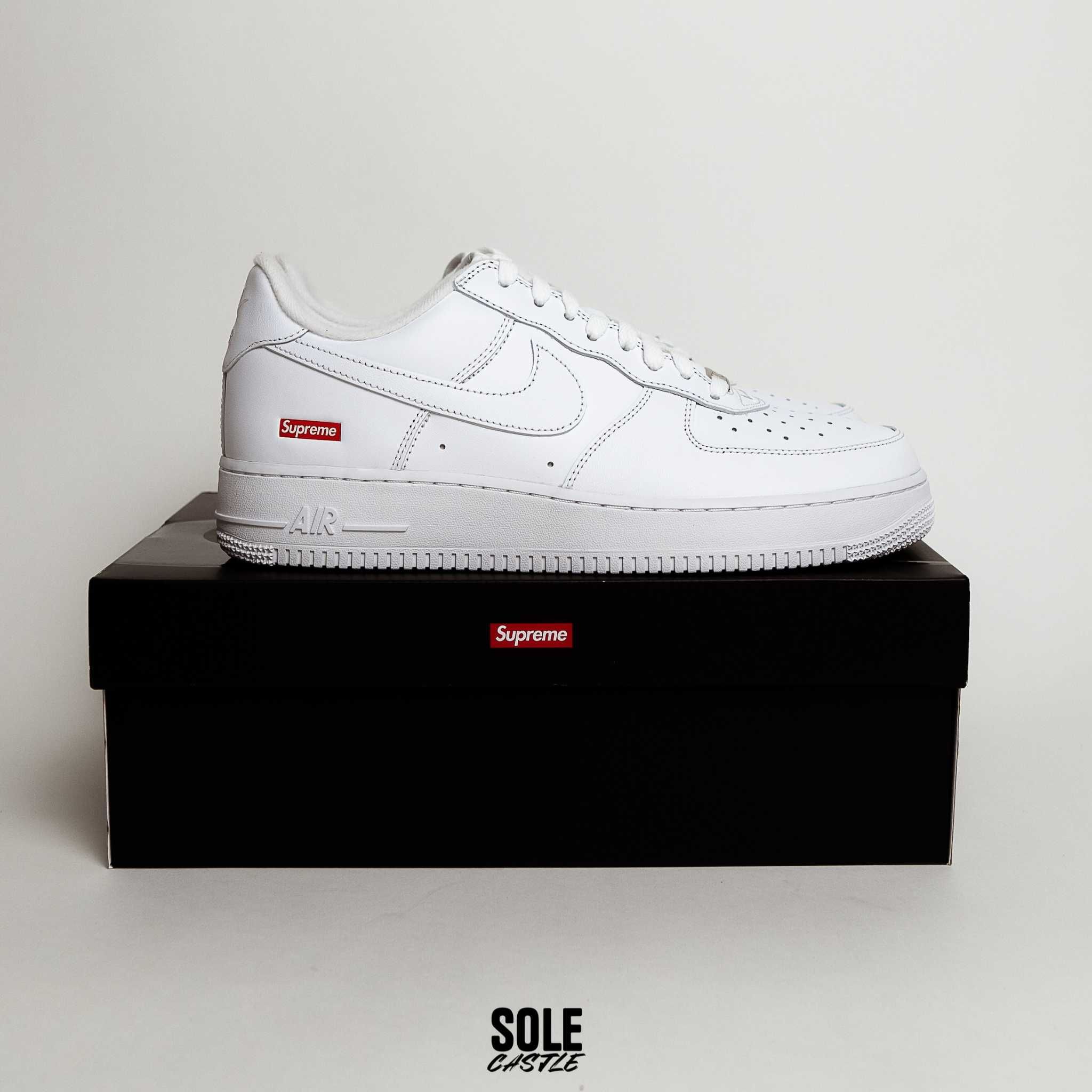 Nike Air Force One White Supreme ( nu jordan, puma sau adidas)