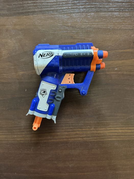 Продам Nerf Elite