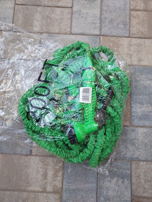 Vînd furtun extensibil.