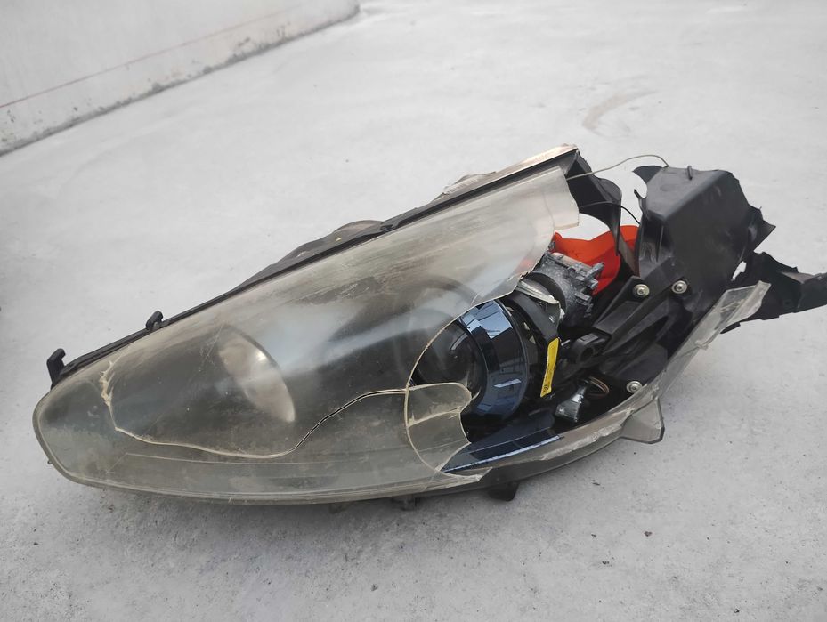 Фарове за Пежо 308 2013г. Фейслифта